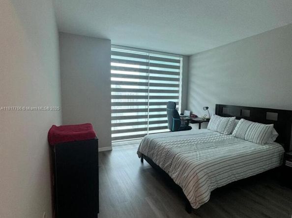 1900 N Bayshore Dr 3909, Miami FL 33132