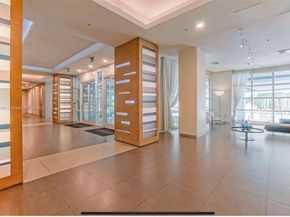 1900 N Bayshore Dr 3909, Miami FL 33132