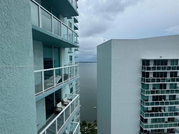 1900 N Bayshore Dr 3909, Miami FL 33132
