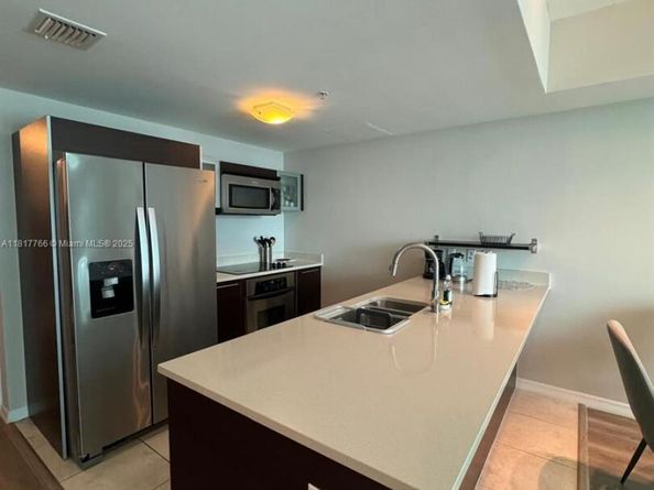 1900 N Bayshore Dr 3909, Miami FL 33132