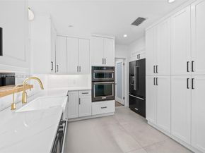 2728 NE 19th St, Fort Lauderdale FL 33305