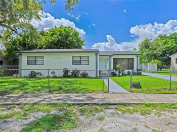 2960 NW 165th St