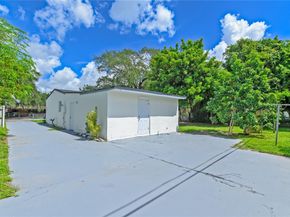 2960 NW 165th St, Miami Gardens FL 33054
