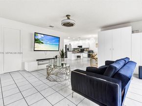 806 NE 6th St, Hallandale Beach FL 33009