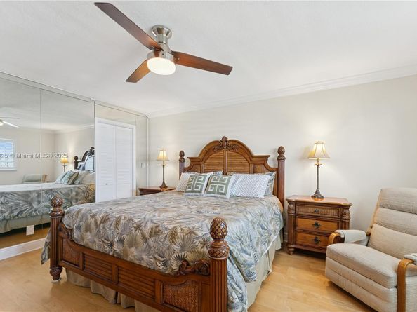 1160 Hillsboro Mile 901, Hillsboro Beach FL 33062
