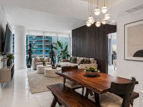 851 NE 1st Ave 1412, Miami FL 33132