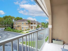 911 Hillcrest Ct 7, Hollywood FL 33021