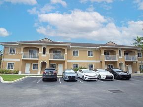 911 Hillcrest Ct 7, Hollywood FL 33021