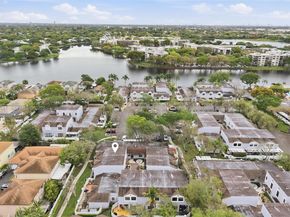 11719 NW 11th St, Pembroke Pines FL 33026