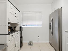 11719 NW 11th St, Pembroke Pines FL 33026
