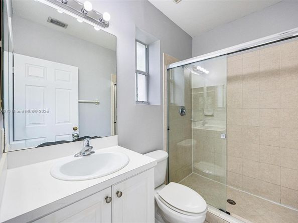 2933 SE 2nd St 20, Homestead FL 33033