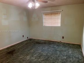 2070 NW 82nd Ave, Pembroke Pines FL 33024