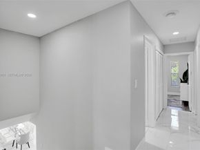 6 Little Harbor Way, Deerfield Beach FL 33441