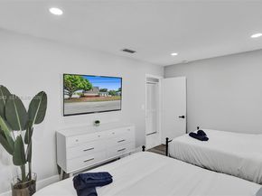 6 Little Harbor Way, Deerfield Beach FL 33441