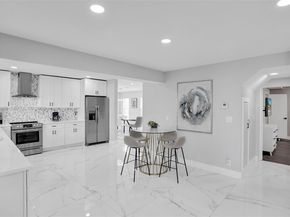 6 Little Harbor Way, Deerfield Beach FL 33441