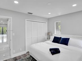 6 Little Harbor Way, Deerfield Beach FL 33441