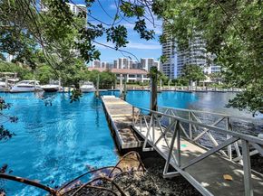 3400 NE 192nd St 1606, Aventura FL 33180