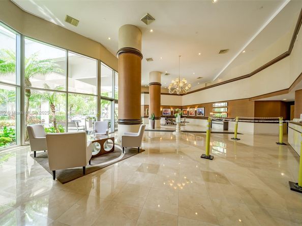 3400 NE 192nd St 1606, Aventura FL 33180