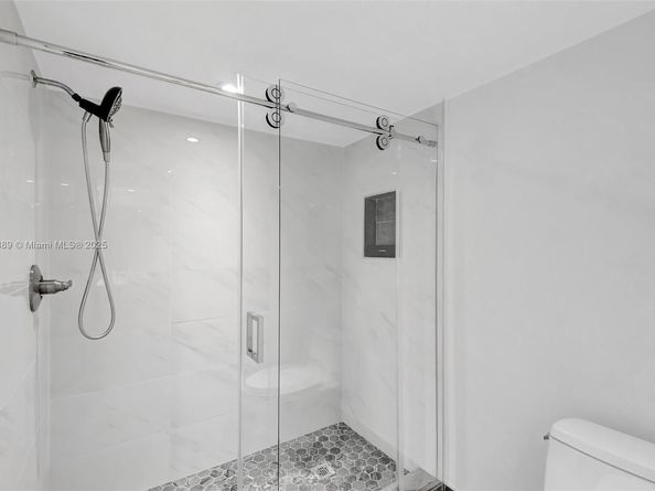 3400 NE 192nd St 1606, Aventura FL 33180