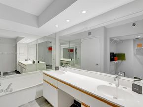 3400 NE 192nd St 1606, Aventura FL 33180
