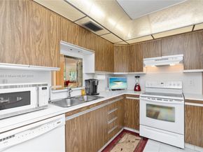 2201 Lucaya Bnd M2, Coconut Creek FL 33066