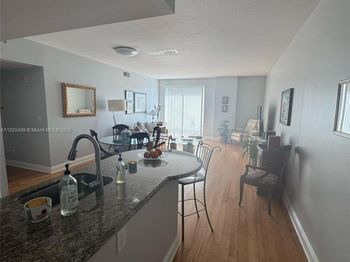 7280 SW 89th St