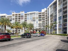 1000 Parkview Dr 222, Hallandale Beach FL 33009