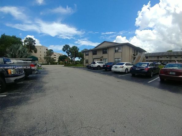 7662 SW 152nd Ave 322, Miami FL 33193