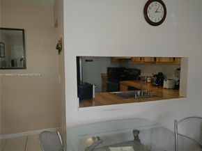 7662 SW 152nd Ave 322, Miami FL 33193