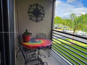 1101 Colony Point Cir 218, Pembroke Pines FL 33026