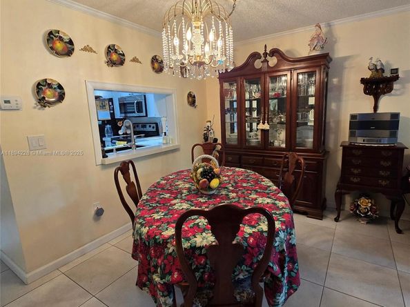 1101 Colony Point Cir 218, Pembroke Pines FL 33026