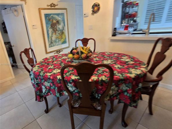 1101 Colony Point Cir 218, Pembroke Pines FL 33026