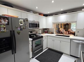 1101 Colony Point Cir 218, Pembroke Pines FL 33026