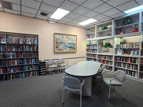 1101 Colony Point Cir 218, Pembroke Pines FL 33026