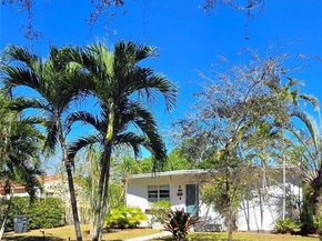 1135 NE 133rd St, North Miami FL 33161