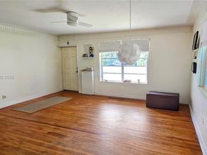 1135 NE 133rd St, North Miami FL 33161