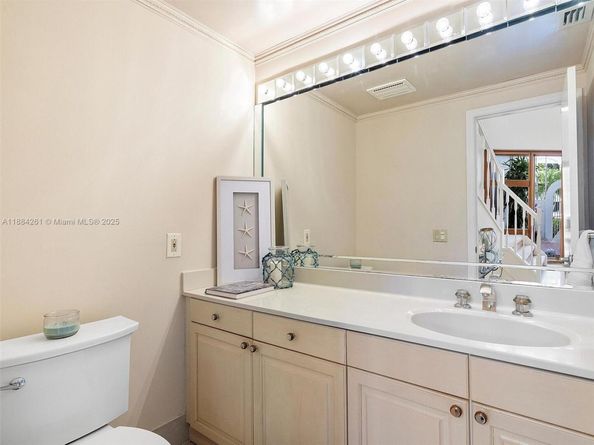3620 Yacht Club Dr 503, Aventura FL 33180