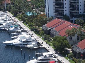 3620 Yacht Club Dr 503, Aventura FL 33180