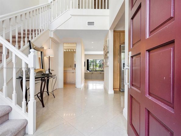 3620 Yacht Club Dr 503, Aventura FL 33180
