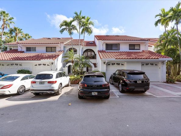3620 Yacht Club Dr 503, Aventura FL 33180