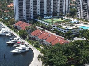 3620 Yacht Club Dr 503, Aventura FL 33180