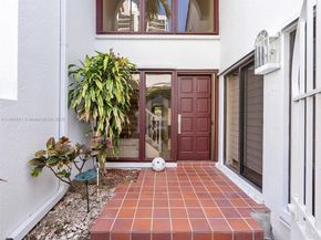 3620 Yacht Club Dr 503, Aventura FL 33180
