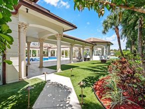 16755 Berkshire Ct, Southwest Ranches FL 33331