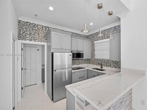 16755 Berkshire Ct, Southwest Ranches FL 33331