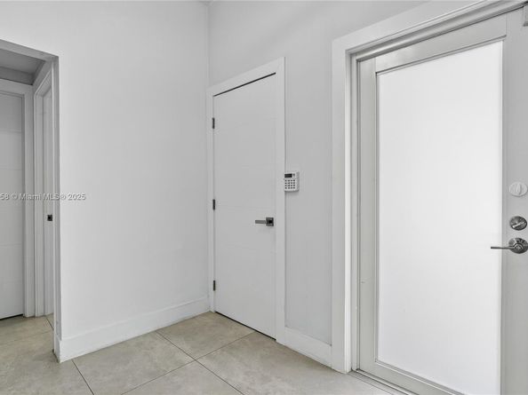 2325 NE 194 Street, Miami FL 33180