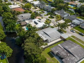 2325 NE 194 Street, Miami FL 33180