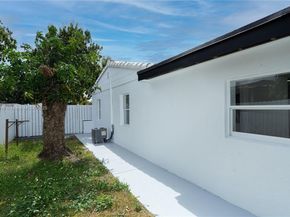 805 Sultan Ave, Opa-Locka FL 33054