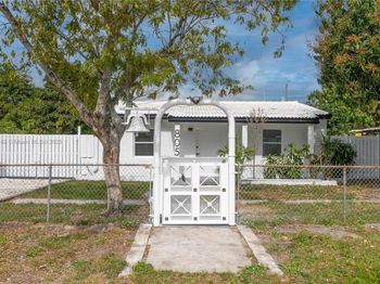 805 Sultan Ave