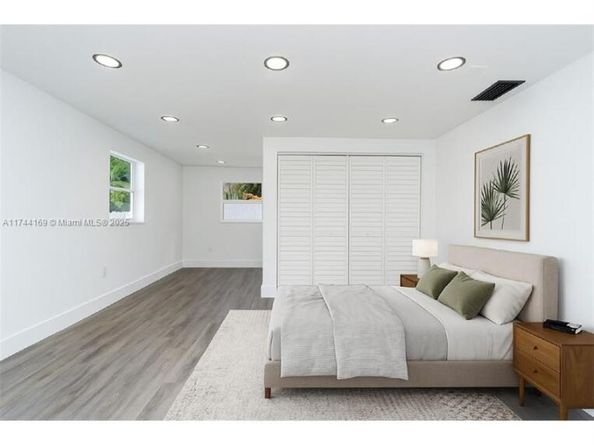 805 Sultan Ave, Opa-Locka FL 33054