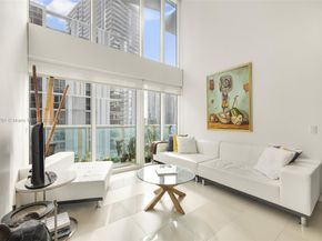 41 SE 5th St 1210, Miami FL 33131